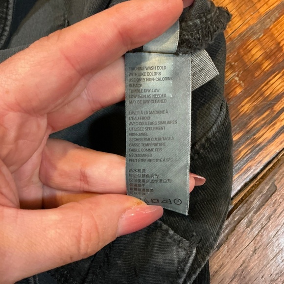 We The Free “Twirl On” Mid-Rise Crop Flare Jeans Black Corduroy Size 25 - Picture 10 of 14